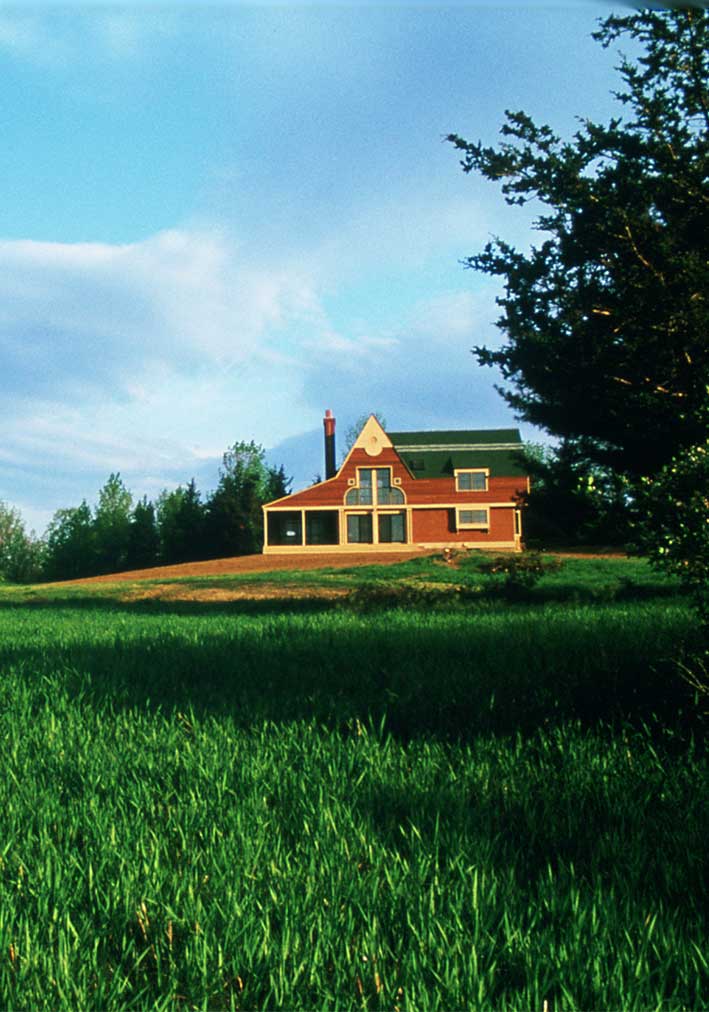 Farmhouse Distinctive - Residential Architecture